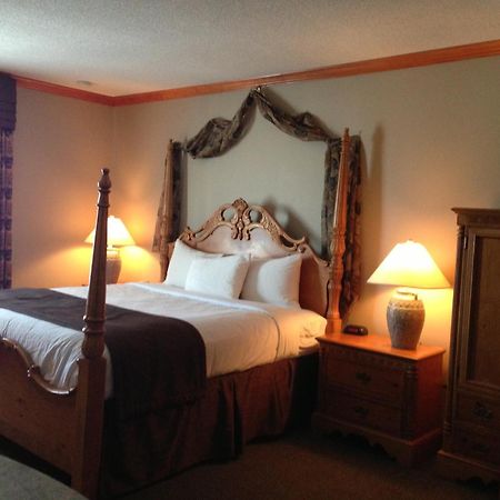 Petawawa River Inn & Suites Εξωτερικό φωτογραφία