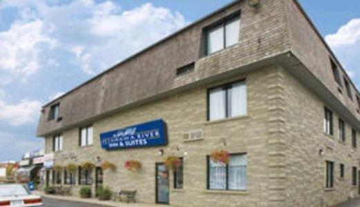 Petawawa River Inn & Suites Εξωτερικό φωτογραφία